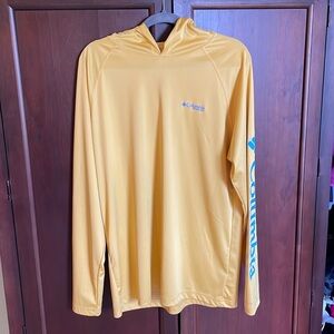 Columbia long sleeve shirt hoodie